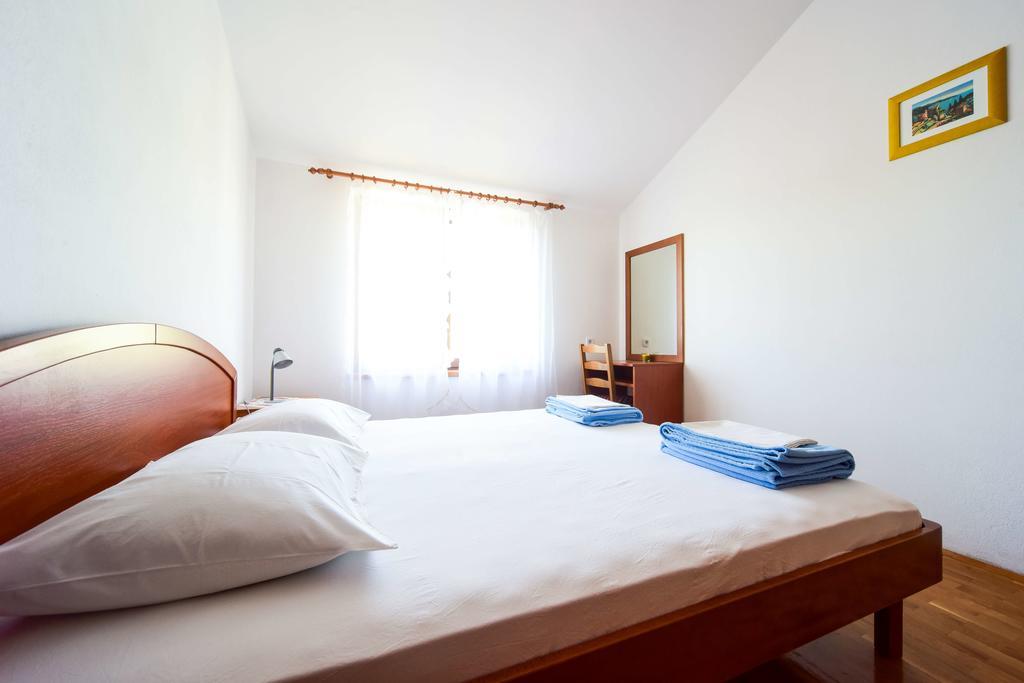 Apartments Mrva ウグリャン エクステリア 写真